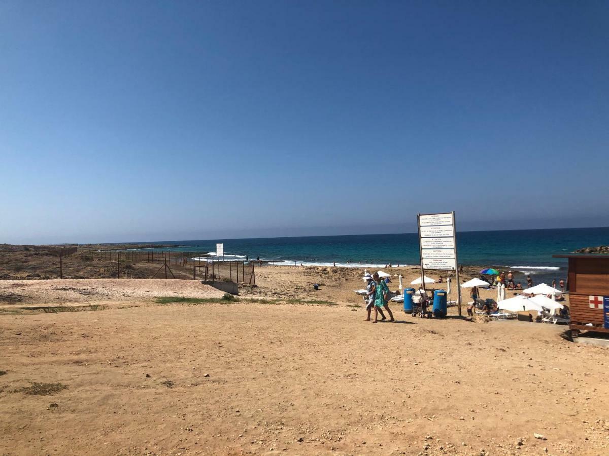 Royal Seacrest Apartment Paphos Exterior foto